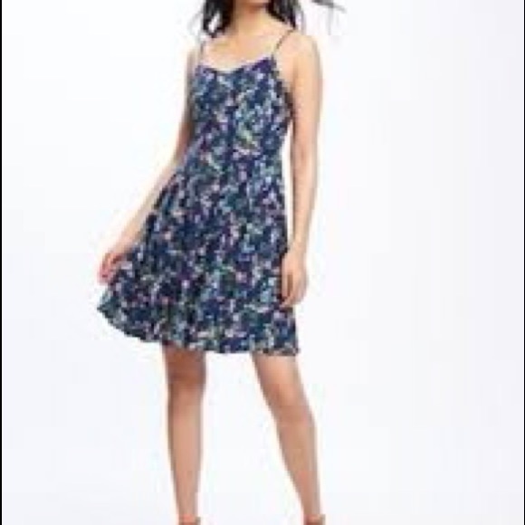 Old Navy Dresses & Skirts - Old Navy Fit and Flare Blue Green Floral Sun Dress